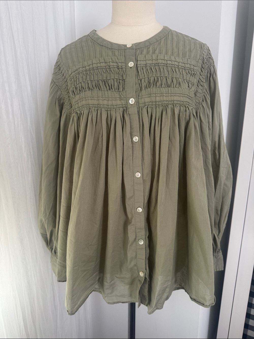 Banana Republic Olive Green Smocked Button-Front Blouse